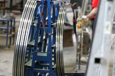 Modern plastik pencereler üreten fabrika, Alytus, Litvanya