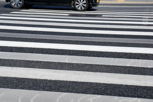 Cartelli Attraversamento Pedonale Sono Dipinte Sulla Strada — Foto Stock