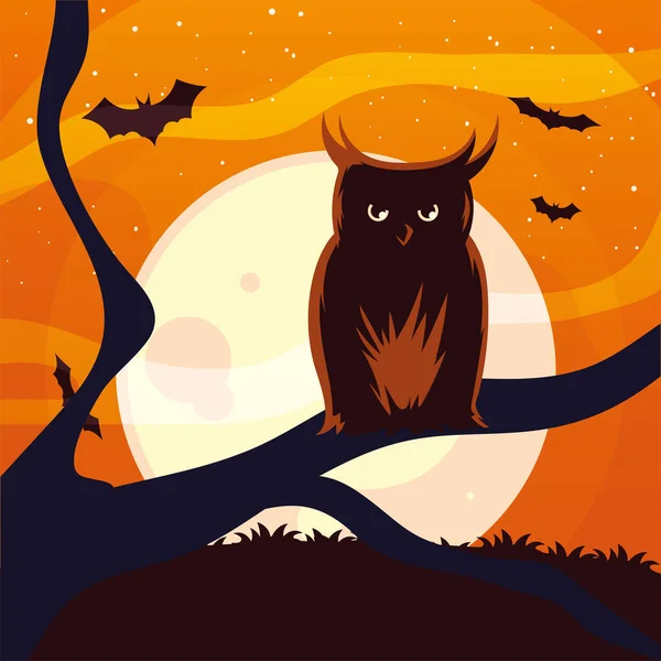Halloween coruja desenhos animados na árvore na frente do projeto vetor lua —  Vetores de Stock
