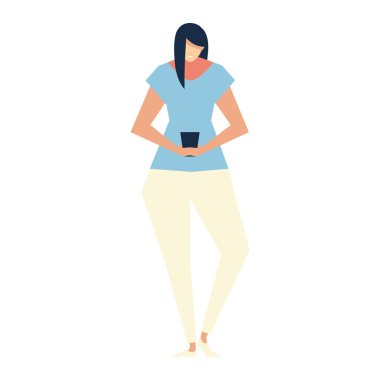 Akıllı telefonlu mesaj gönderen kadın SMS, insan ve aygıt gönderiyor