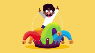 Afro küçük çocuk soytarı şapkasıyla kıkırdıyor