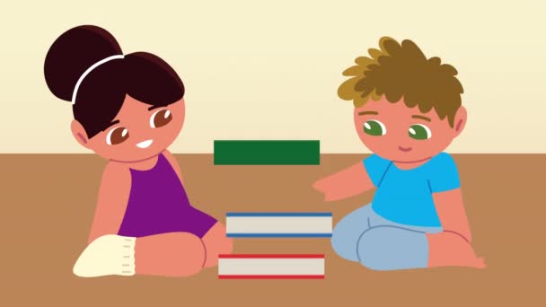 Pequenos estudantes casal com livros — Vídeo de Stock