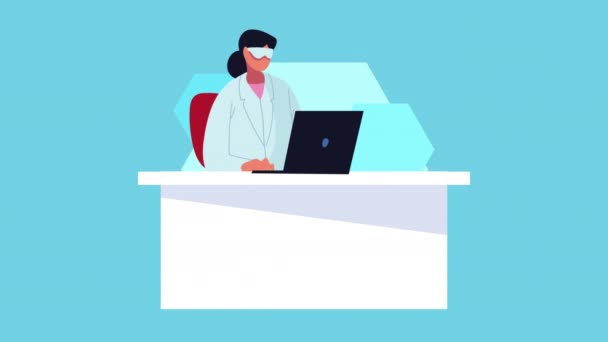 Лабораторія жінка-вчена, що використовує ноутбук в офісі — стокове відео
