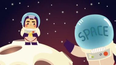Ay karakterlerindeki sevimli astronotlar.