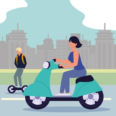 Kadın adam elektrikli taşıma ile