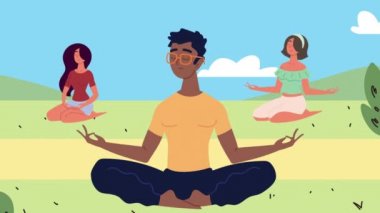 Kampta yoga yapan genç ırklar arası insanlar.