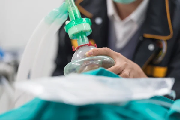 Pre oxygenation — Stock Photo, Image