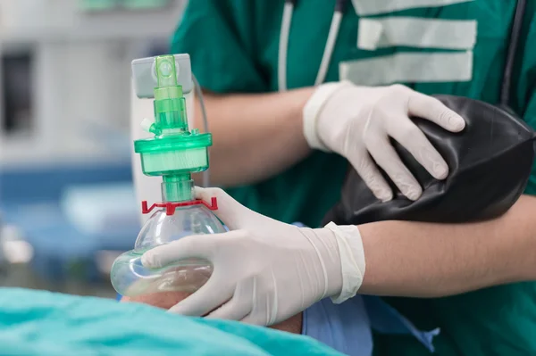 Pre oxygenation for general anesthesia — Stock Photo, Image