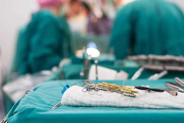 心脏直视手术的外科手术器械 — 图库照片