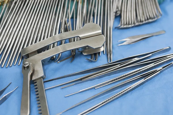A sebészeti eszközök — Stock Fotó