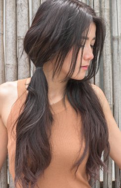 Asyalı kadın duygu üzüntü