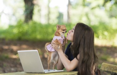 benim Köpeğimi seviyorum aşk