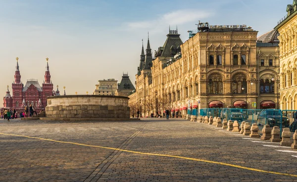 Place of skulls on red square. — Stock Photo, Image