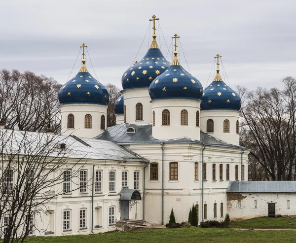 Holy Cross Cathedral Yuriev Monastery in Novgorod. — Stock Photo, Image