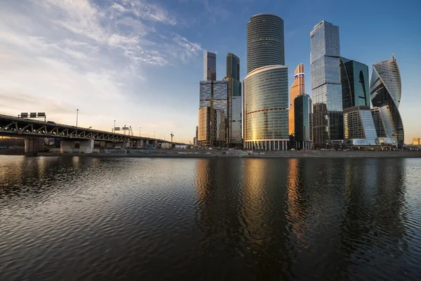 Business center Moscow-city at sunset. — Stock Photo, Image