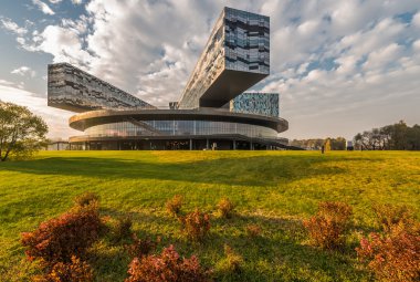 Moskova okul yönetimi Skolkovo.