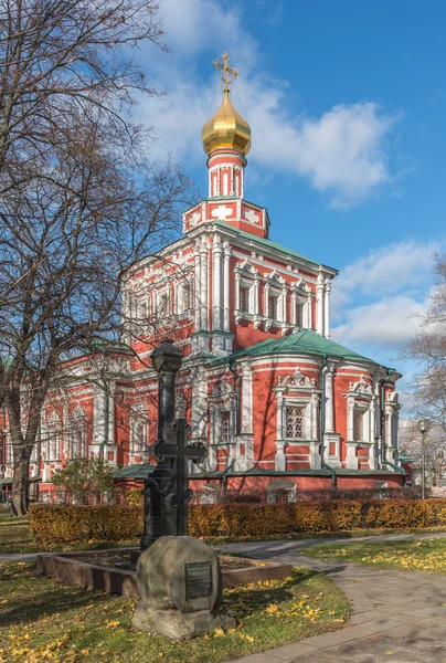 Die Entschlafungskirche des Nowodewitschij-Klosters. — Stockfoto