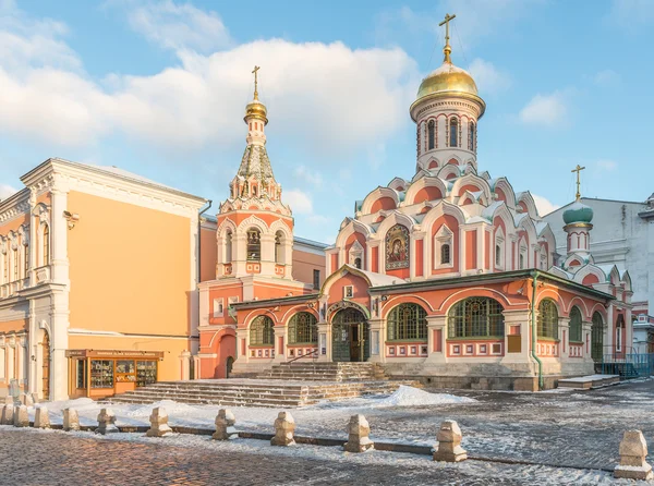 La cathédrale de l'icône Kazan de la Mère de Dieu sur la place rouge — Photo