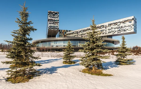 Moscow school of management SKOLKOVO in the winter. — Stock Photo, Image