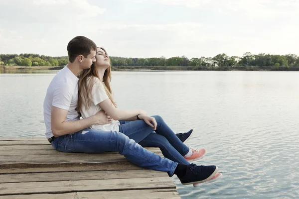 Liebespaar in der Natur Stockfoto