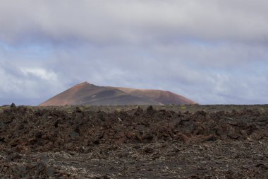 Lanzarote, Kanarya Adaları içinde taş volkanik manzara çöl