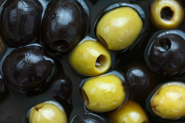 Olives noires et vertes. — Photo