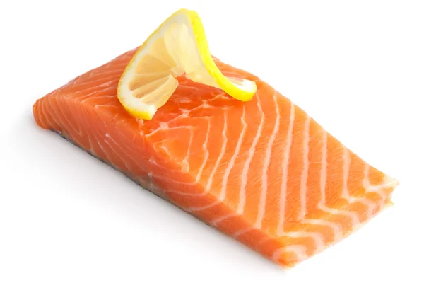 Fatia de filé de salmão cru — Fotografia de Stock