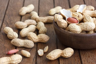 Kabuklu fıstıklar..