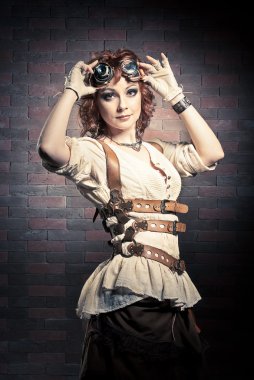 Steampunk garota com óculos de proteçãoSteampunk kız ile koruyucu gözlük