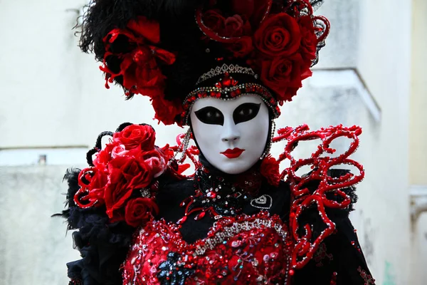 Beautiful Female carnival  Red mask — Stock Photo, Image