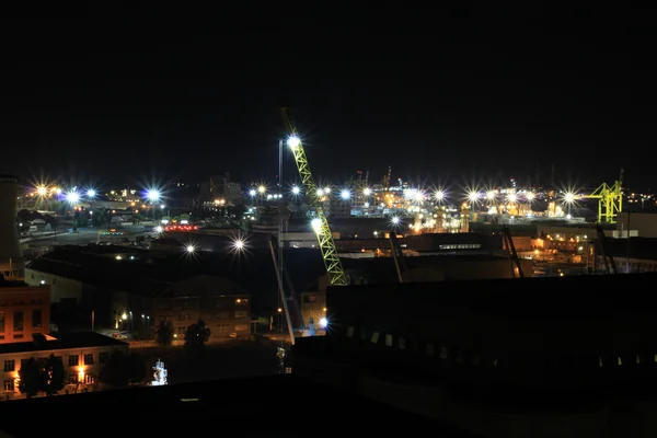 Venedik limanda endüstriyel