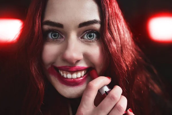 Portrait Crazy Looking Teen Girl Red Hair She Smearing Red — Stock Photo, Image