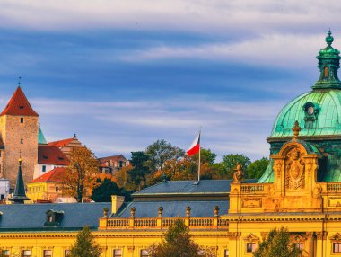 Prag Skyline with Historic Mimarlık, Gotik Kuleler, Sonbahar Işığı, Avrupa Tarihi Simgesi, Kültür Mirası, Seyahat İstikameti