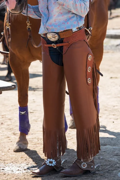 Rodeo utrustning, cowgirl byxor — Stockfoto