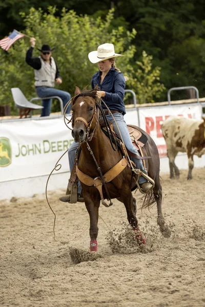 Concorso di rodeo in cordata ranch — Foto Stock