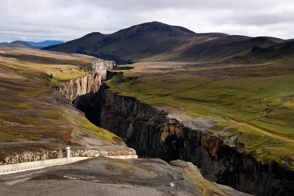 Karahnjukar dam - kaňon řeky na Islandu — Stock fotografie