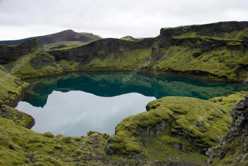 Volcanic lake Tjarnargigur - Iceland