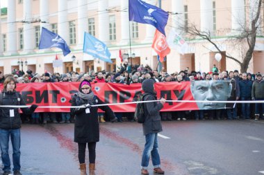 İnsanlar Mart Nemtsov anısına