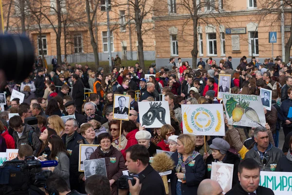 Protesting students and teachers at a rally in defense of the Timiryazev Academy — Stock Photo, Image