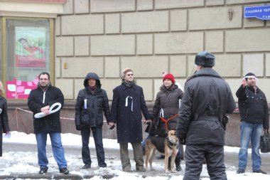 Beyaz kurdele kampanyası için bilinmeyen muhalefet