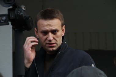 muhalefet lideri Alexei Navalny Khimki Muhalefet Adayı Yevgeny Chirikova desteklemek için geldi