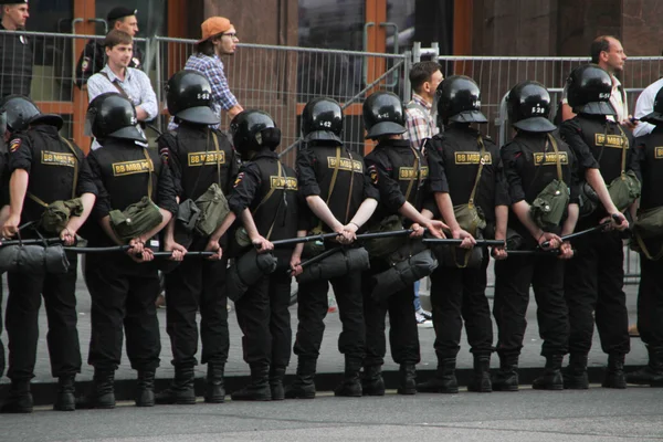 Polícia russa durante o comício da oposição — Fotografia de Stock