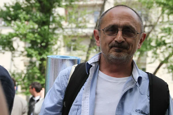 Der Politologe Alexander Morosow über eine Protestaktion von okkupay abay — Stockfoto