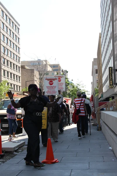 Workers are protesting on the streets of America — Stock Photo, Image