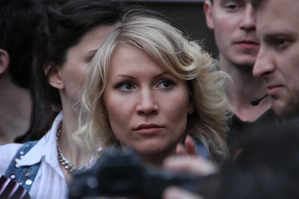 L'homme politique Alyona Popova sur une action d'opposition — Photo