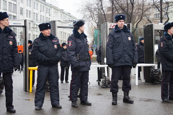 La policía en la oposición Memoria de marzo Nemtsov —  Fotos de Stock