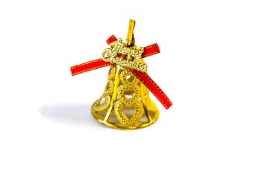 Noel ağacı için Noel çanları süslemesi, beyaz arka planda izole edilmiş.