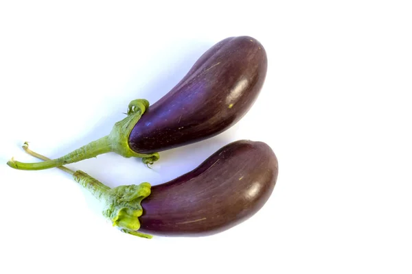 Isolé Sur Fond Blanc Deux Aubergines — Photo