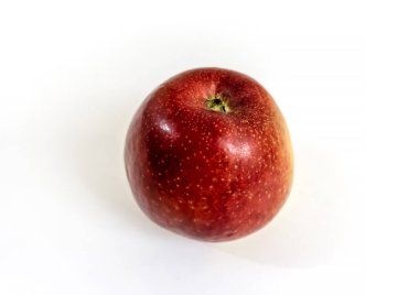 fotoğraf kırmızı elma beyaz arkaplanda yakın plan