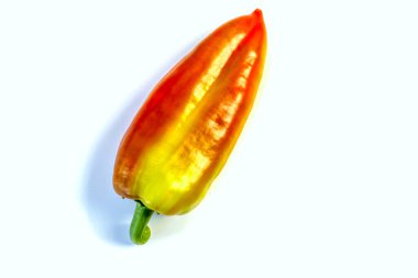 Beyaz arkaplanda izole edilmiş dolma biber stok Foto kapatma